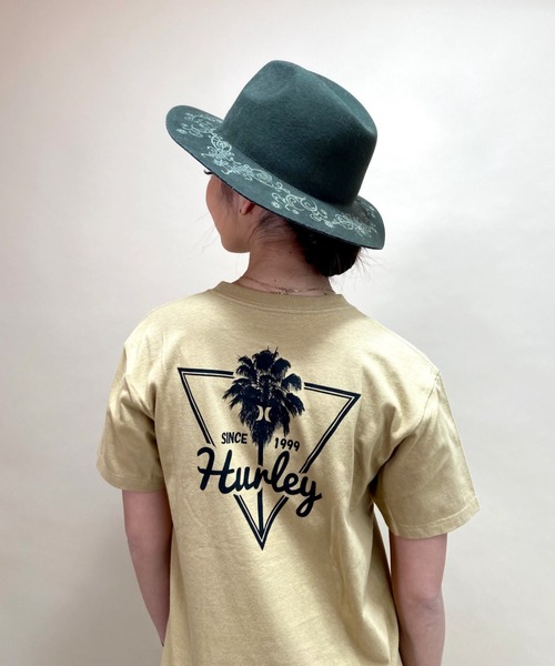 Hurley （ハーレー）の「【ZOZOタウン限定アイテム】Hurley/ハーレー ルーズシルエット  ヤシの木バックプリントＴシャツ　WSS2100005（Tシャツ/カットソー・レディース・ベージュ/ブラック/ホワイト・L/M）」の3枚目の写真