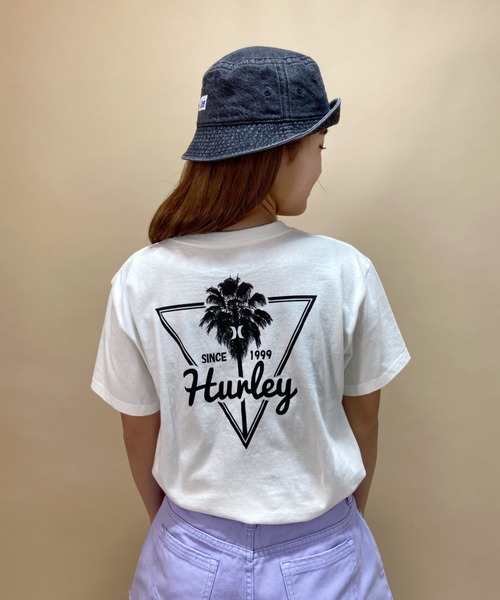Hurley （ハーレー）の「【ZOZOタウン限定アイテム】Hurley/ハーレー ルーズシルエット  ヤシの木バックプリントＴシャツ　WSS2100005（Tシャツ/カットソー・レディース・ベージュ/ブラック/ホワイト・L/M）」の2枚目の写真