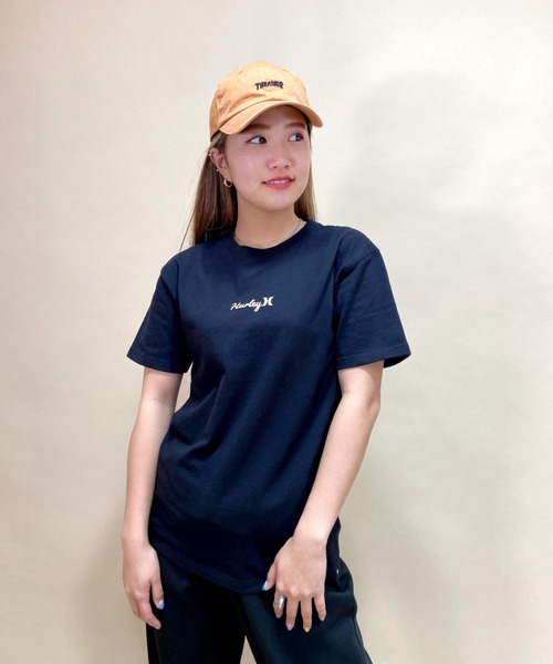 Hurley （ハーレー）の「【ZOZOタウン限定アイテム】Hurley/ハーレー ルーズシルエット  ヤシの木バックプリントＴシャツ　WSS2100005（Tシャツ/カットソー・レディース・ベージュ/ブラック/ホワイト・L/M）」の8枚目の写真