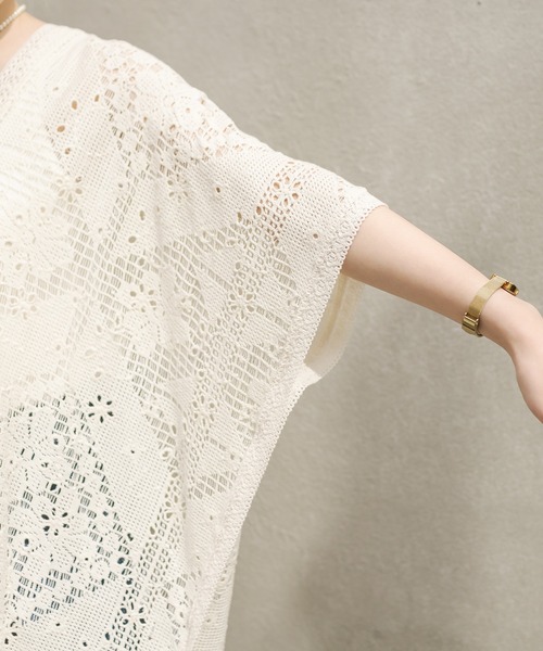 CAPRICIEUX LE'MAGE（カプリシューレマージュ）の「刺繍レースポンチョワンピース（ワンピース・レディース・オフホワイト/ブラック・FREE）」の9枚目の写真