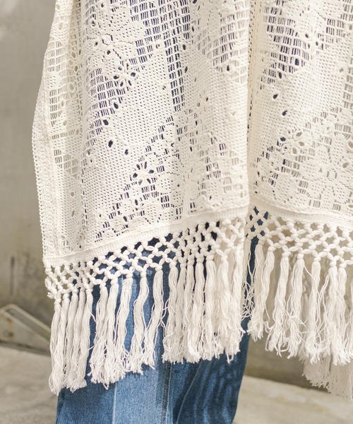 CAPRICIEUX LE'MAGE（カプリシューレマージュ）の「刺繍レースポンチョワンピース（ワンピース・レディース・オフホワイト/ブラック・FREE）」の18枚目の写真