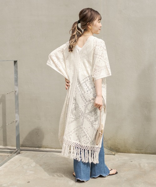 CAPRICIEUX LE'MAGE（カプリシューレマージュ）の「刺繍レースポンチョワンピース（ワンピース・レディース・オフホワイト/ブラック・FREE）」の17枚目の写真