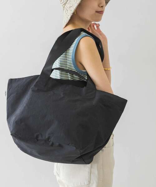 URBAN RESEARCH（アーバンリサーチ）の「『別注』LAMPEYE×UR　2WAY TOTE BAG（トートバッグ・レディース・ブラック/ベージュ・-）」の16枚目の写真