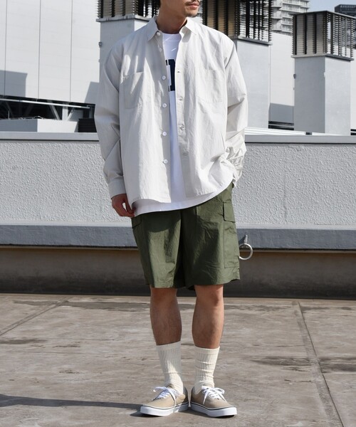 SHIPS any(シップス エニィ)の「SHIPS any: 6ポケット ワイド イージー カーゴ ショーツ◇(カーゴパンツ・メンズ・カーキ/キャメル/オリーブ/ネイビー・MEDIUM/LARGE/SMALL)」の18枚目の写真