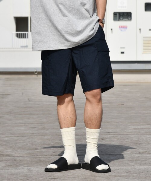 SHIPS any(シップス エニィ)の「SHIPS any: 6ポケット ワイド イージー カーゴ ショーツ◇(カーゴパンツ・メンズ・カーキ/キャメル/オリーブ/ネイビー・MEDIUM/LARGE/SMALL)」の20枚目の写真