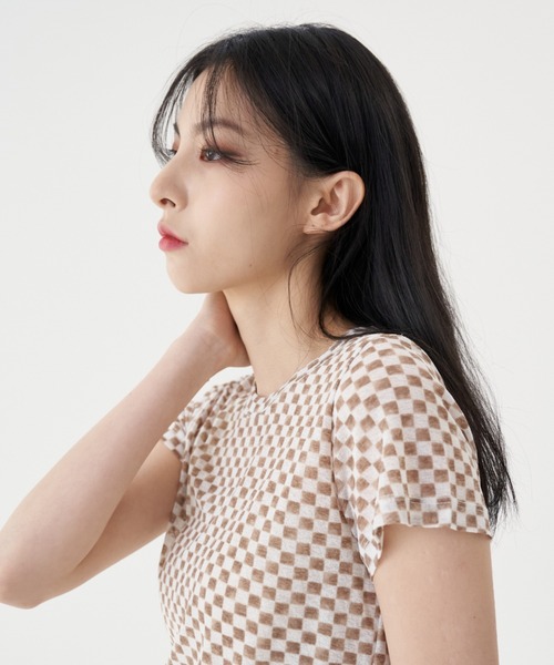 FEKETE（フェケテ）の「FEKETE CHESS CHECK TEE（Tシャツ/カットソー・レディース・グレー/ブラック/ベージュ・FREE）」の10枚目の写真