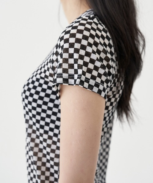 FEKETE（フェケテ）の「FEKETE CHESS CHECK TEE（Tシャツ/カットソー・レディース・グレー/ブラック/ベージュ・FREE）」の20枚目の写真
