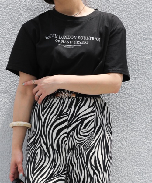 ap retro(アプレトロ)の「ロゴTシャツ【ZOZO限定アイテム】(Tシャツ/カットソー・レディース・ホワイト/ブラック・FREE)」の22枚目の写真