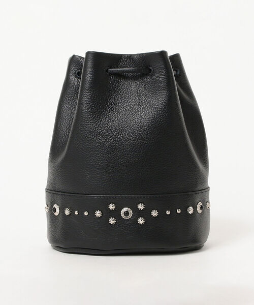 Ray BEAMS（レイビームス）の「BEAURE × Ray BEAMS / 別注 スタッズ 巾着 バッグ（ショルダーバッグ・レディース・ブラック/オフホワイト・ONE SIZE）」の17枚目の写真