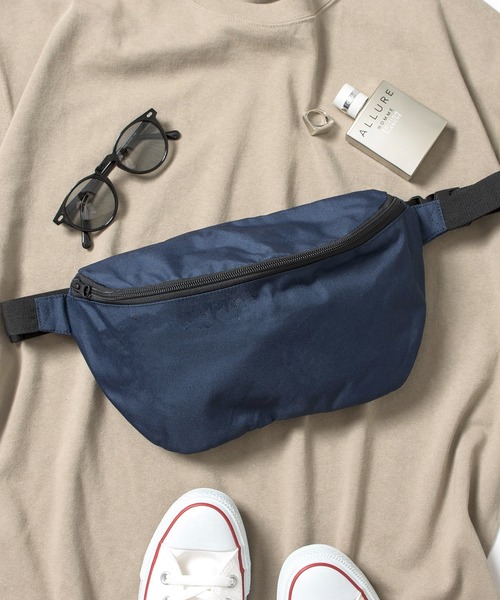 United Athle（ユナイテッドアスレ）の「【United Athle】600D ポリエステル ボディバッグ ヒップバッグ ウェストポーチ 1478（ボディバッグ/ウエストポーチ・メンズ・オリーブ/ブラック/ネイビー/ヘザーチャコール・FREE）」の4枚目の写真