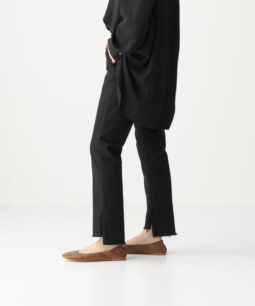 CITEN(シテン)の「<CITEN(シテン)>デニムハイライズスリットスラックス デニムパンツ(デニムパンツ・レディース・ブラック/コバルトブルー・S/M)」の22枚目の写真