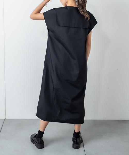 RASVOA(ラスボア)の「ケープカラーロングシャツワンピース(シャツワンピース・レディース・ブラック/オフホワイト・FREE)」の2枚目の写真