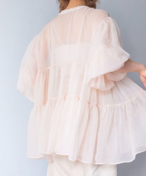 nemne store(ネンネストア)の「ふわふわ雲のシアーティアードブラウス(シャツ/ブラウス・レディース・ミント/ピンクベージュ/スミクロ/ブラウン・フリー)」の5枚目の写真