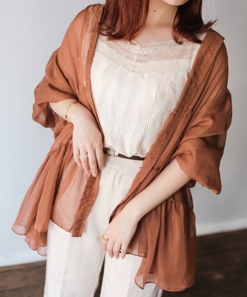 nemne store(ネンネストア)の「ふわふわ雲のシアーティアードブラウス(シャツ/ブラウス・レディース・ミント/ピンクベージュ/スミクロ/ブラウン・フリー)」の7枚目の写真