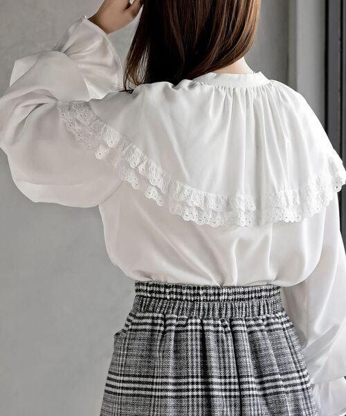 rps（アールピーエス）の「ケープ衿キャンディー袖ブラウス（シャツ/ブラウス・レディース・オフホワイト/サックスブルー/グレイッシュブルー/ブラック/ミント/ピンクベージュ/ボルドー/モカ/グレイッシュベージュ/パープル/チャコールグレー/ライトグレー・M/フリー）」の19枚目の写真