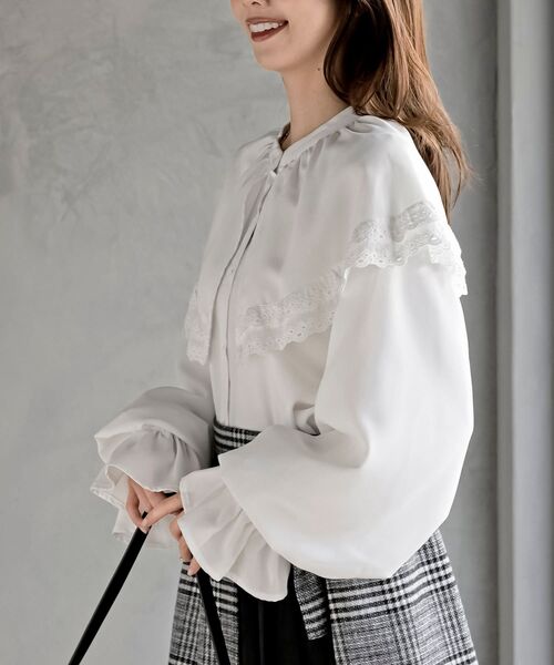 rps（アールピーエス）の「ケープ衿キャンディー袖ブラウス（シャツ/ブラウス・レディース・オフホワイト/サックスブルー/グレイッシュブルー/ブラック/ミント/ピンクベージュ/ボルドー/モカ/グレイッシュベージュ/パープル/チャコールグレー/ライトグレー・M/フリー）」の20枚目の写真