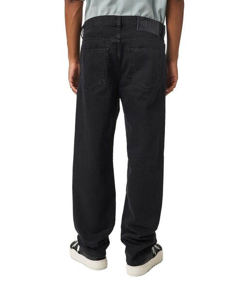 DIESEL(ディーゼル)の「FW21 メンズ デニムパンツ ストレート ブラック BCI サステナブル(デニムパンツ・メンズ・ブラック・32inch/30inch/28inch/34inch/36inch/26inch)」の3枚目の写真