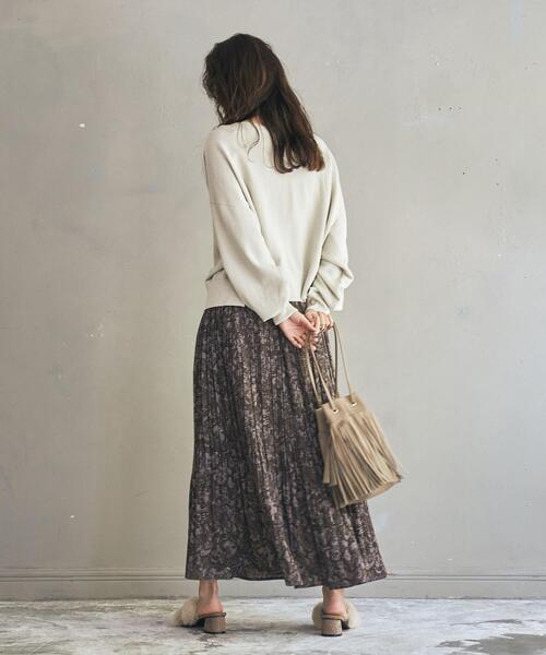 coen(コーエン)の「ピグメント裏毛クロップドスウェット(スウェット・レディース・ネイビー/ベージュ/パープル/ダークグレー・LARGE/MEDIUM)」の10枚目の写真