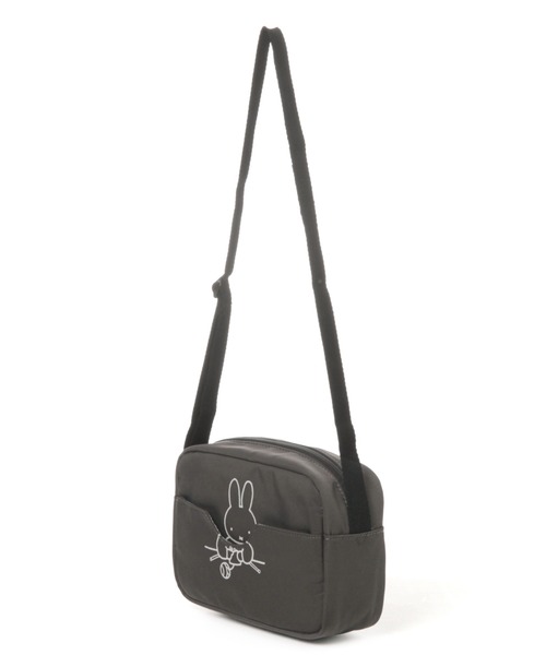 studio CLIP（スタディオクリップ）の「チャームインショルダーバッグ〔Dick Brunaコラボ〕（ショルダーバッグ・レディース・ブラック/ベージュ・FREE）」の19枚目の写真