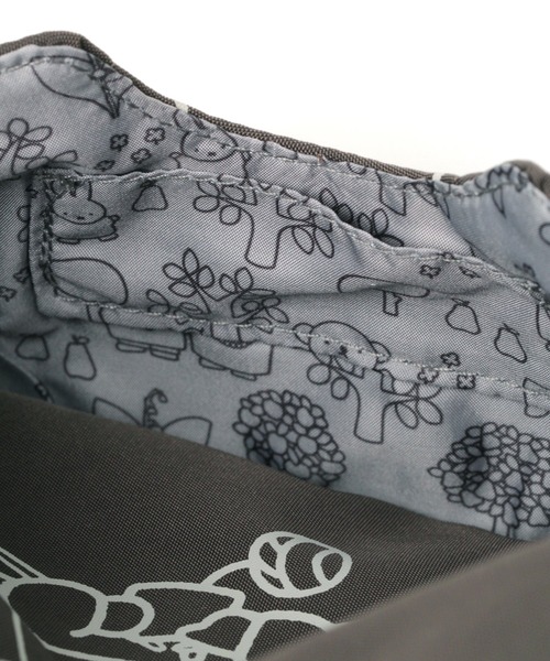 studio CLIP（スタディオクリップ）の「チャームインショルダーバッグ〔Dick Brunaコラボ〕（ショルダーバッグ・レディース・ブラック/ベージュ・FREE）」の9枚目の写真