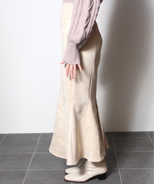 NOMAE（ノーマエ）の「スエードポンチマーメイドスカート（スカート・レディース・ブラック/ベージュ/ライトブラウン/グレー/ホワイト/ライトブルー・FREE）」の20枚目の写真