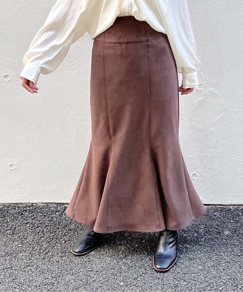NOMAE（ノーマエ）の「スエードポンチマーメイドスカート（スカート・レディース・ブラック/ベージュ/ライトブラウン/グレー/ホワイト/ライトブルー・FREE）」の9枚目の写真