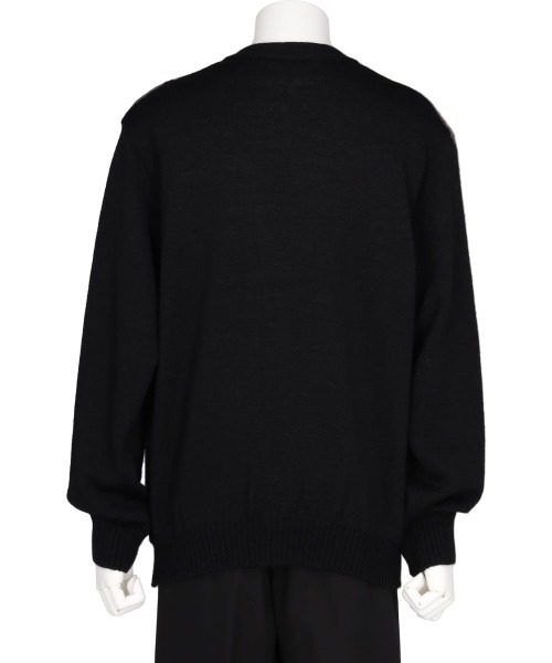 ANREALAGE(アンリアレイジ)の「ANREALAGE GRAVITY ARGYLE CARDIGAN(ニット/セーター・メンズ・ブラック・48)」の7枚目の写真