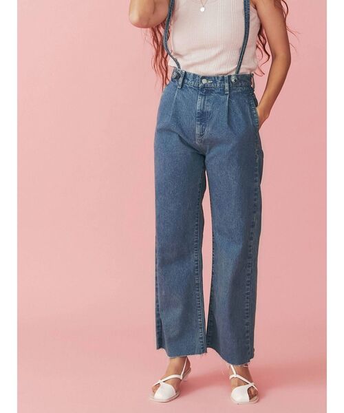 Ungrid（アングリッド）の「ショルダーストラップカットオフデニム（デニムパンツ・レディース・アイボリー/ブルー・24inch/25inch/26inch）」の8枚目の写真