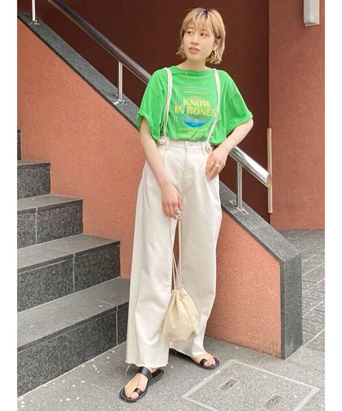 Ungrid（アングリッド）の「ショルダーストラップカットオフデニム（デニムパンツ・レディース・アイボリー/ブルー・24inch/25inch/26inch）」の16枚目の写真