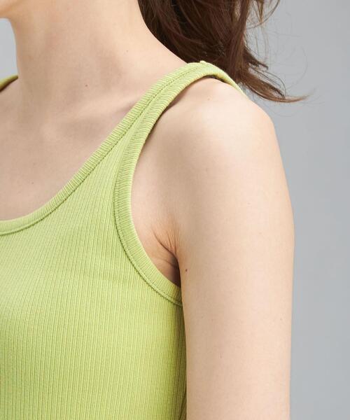 green label relaxing(グリーンレーベルリラクシング)の「ランダム リブ タンクトップ(タンクトップ・レディース・ホワイト/ブラック/ライム/モカ・FREE)」の9枚目の写真