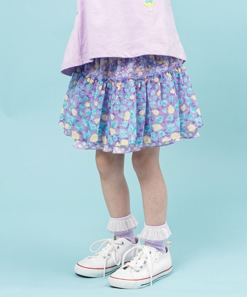 KP(ケーピー)の「シフォン小花プリントとチェックプリントのリバーシブルスカート(100-130cm)(スカート・キッズ・パープル/ピンク・110cm/100cm/120cm/130cm)」の2枚目の写真