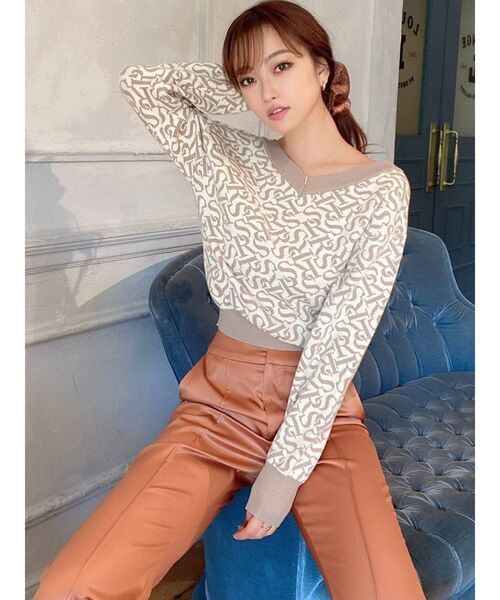 RESEXXY（リゼクシー）の「Vネックオフショルニットトップス（ニット/セーター・レディース・ブラック/ベージュ/ブルー・FREE）」の22枚目の写真