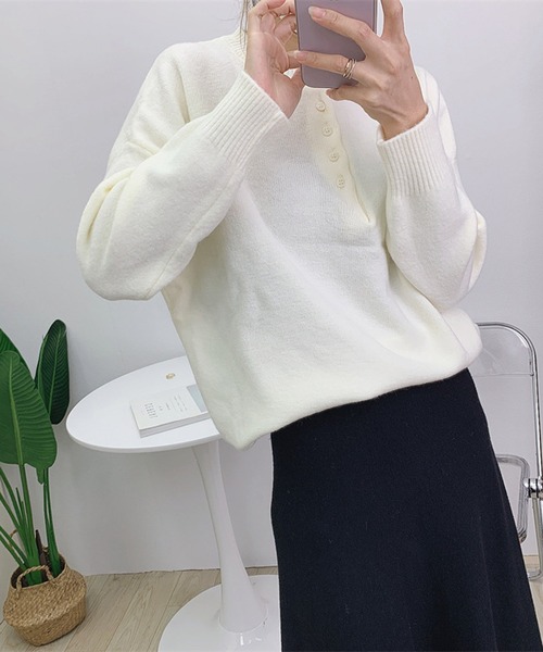 HALEY PESCA(ヘーリーペスカ)の「HALEY PESCA/ルーズシルエット ヘンリーネックニット(ニット/セーター・レディース・ホワイト/ピンク/イエロー/オレンジ/ブルー/グリーン・FREE)」の17枚目の写真