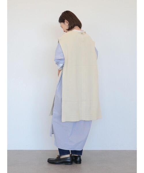 AMERICAN HOLIC（アメリカンホリック）の「バックボタンロングニットベスト（ベスト・レディース・ブラック/アイボリー・FREE）」の8枚目の写真