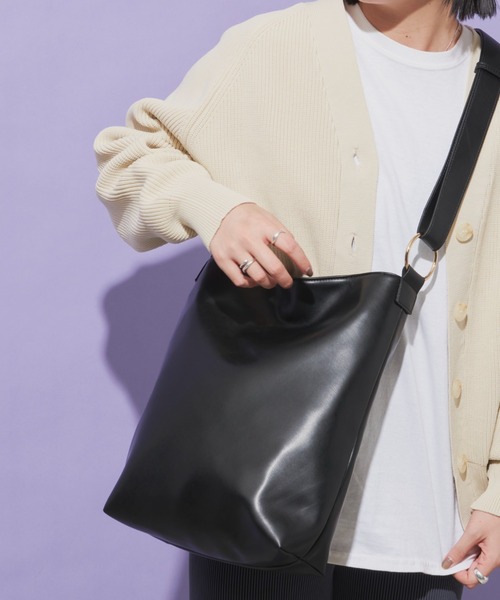 Aunt Marie's（アントマリーズ）の「シンプルリングワンハンドルショルダーバッグ / トートバッグ（トートバッグ・レディース・ブラウン/アイボリー/ブラック/ベージュ・FREE）」の11枚目の写真