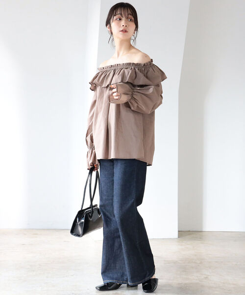 BeAMS DOT（ビームスドット）の「【WEB限定】BeAMS DOT / 2way ボリューム フリル襟ブラウス（シャツ/ブラウス・レディース・ホワイト/ブルー系その他/ブラウン系その他4・FREE）」の14枚目の写真