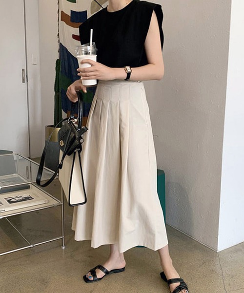 Dita(ディータ)の「ショルダーパッドトライアングルトップス(Tシャツ/カットソー・レディース・ホワイト/ブラック・FREE)」の9枚目の写真