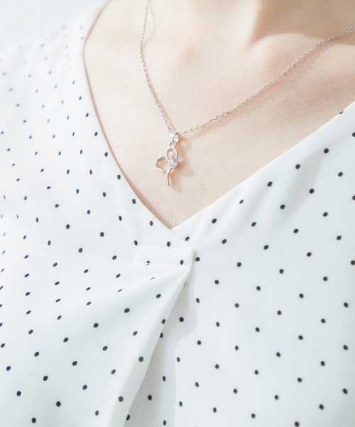 Honeys（ハニーズ）の「前タックトップス（シャツ/ブラウス・レディース・ホワイト/グリーン/ホワイト系その他/ブラック系その他/ピンク系その他・LL/S/M/L）」の12枚目の写真