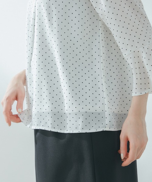 Honeys（ハニーズ）の「前タックトップス（シャツ/ブラウス・レディース・ホワイト/グリーン/ホワイト系その他/ブラック系その他/ピンク系その他・LL/S/M/L）」の18枚目の写真