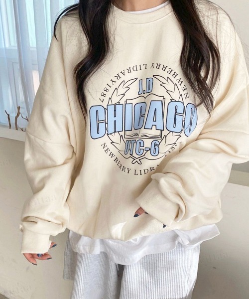 Dalfwin（ダールフィン）の「2022 S/S 春夏 韓国スウェット CHICAGOプリントスウェット トレーナー（スウェット・レディース・クリーム/グレー系その他/ライトブルー・FREE）」の9枚目の写真