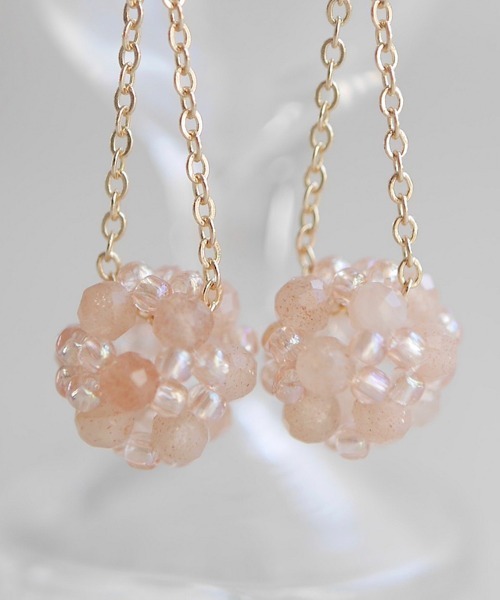tone(トーン)の「【SPICY COLORS】天然石ボールのそよ風ピアス【14kgf】(ピアス(両耳用)・レディース・ライトブルー/ピンク/オレンジ/ブルー・FREE)」の7枚目の写真