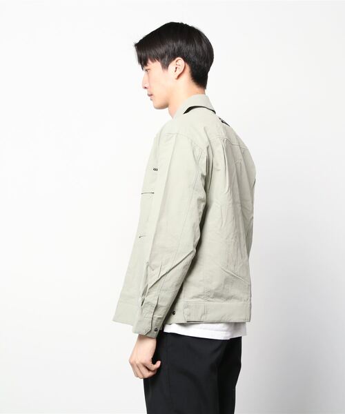 Guess（ゲス）の「Woven Jacket（その他アウター・メンズ・カーキ/グレー・MEDIUM/X-LARGE/LARGE）」の4枚目の写真