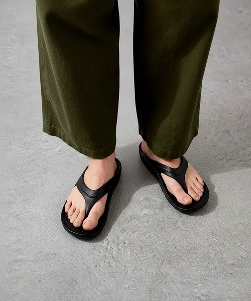 SETUP7（セットアップセブン）の「選べるバリエーション！【SETUP7】スライダーサンダル / トングサンダル KNF（サンダル・メンズ・グリーン/グレー/ブラック/ブラック系その他2/ブラック系3/ブラック系その他4/ピンク/ブルー/ライトグリーン/グレイッシュベージュ/ホワイト・42/44/40/38/37/36）」の16枚目の写真