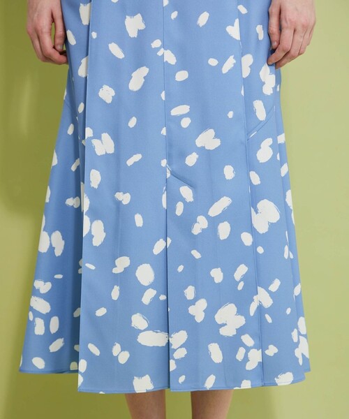 INella（イネラ）の「【INella/イネラ】クラフトドットプリントスカート（スカート・レディース・ブルー/グリーン・1/2）」の7枚目の写真