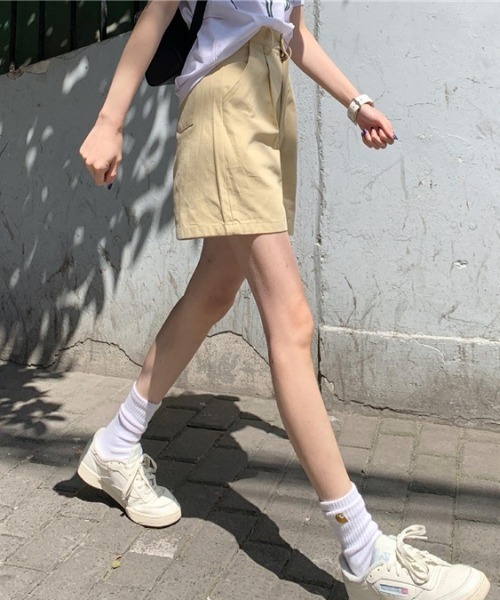 MANGROVE(マングローブ)の「ハイウエストカラーショートパンツ(その他パンツ・レディース・パープル/グレー/ホワイト/イエロー/ブラック/グリーン・LARGE/MEDIUM)」の18枚目の写真