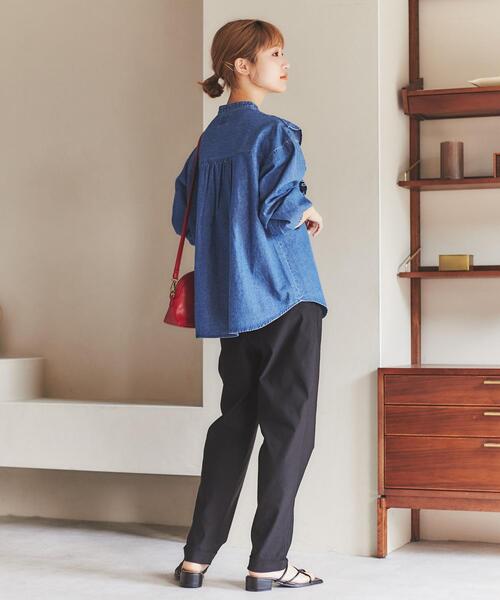 coen（コーエン）の「【WEB限定】フリルデニムシャツ（シャツ/ブラウス・レディース・ホワイト/ネイビー/コバルトブルー・M/L）」の18枚目の写真