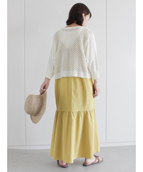 ehka sopo（エヘカソポ）の「ティアードノースリーブワンピース（ワンピース・レディース・ブラック/イエロー/キナリ・ﾌﾘ-）」の5枚目の写真