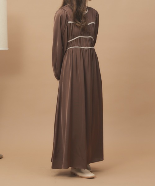 moi tytto（モイテュット）の「オープンスリーブワンピース（ワンピース・レディース・ブラウン/ベージュ/オレンジ・FREE）」の5枚目の写真