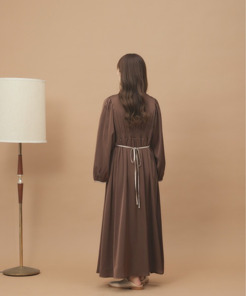 moi tytto（モイテュット）の「オープンスリーブワンピース（ワンピース・レディース・ブラウン/ベージュ/オレンジ・FREE）」の11枚目の写真