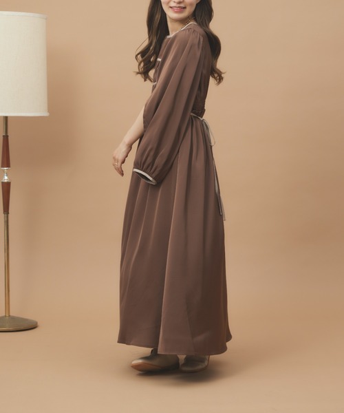 moi tytto（モイテュット）の「オープンスリーブワンピース（ワンピース・レディース・ブラウン/ベージュ/オレンジ・FREE）」の12枚目の写真